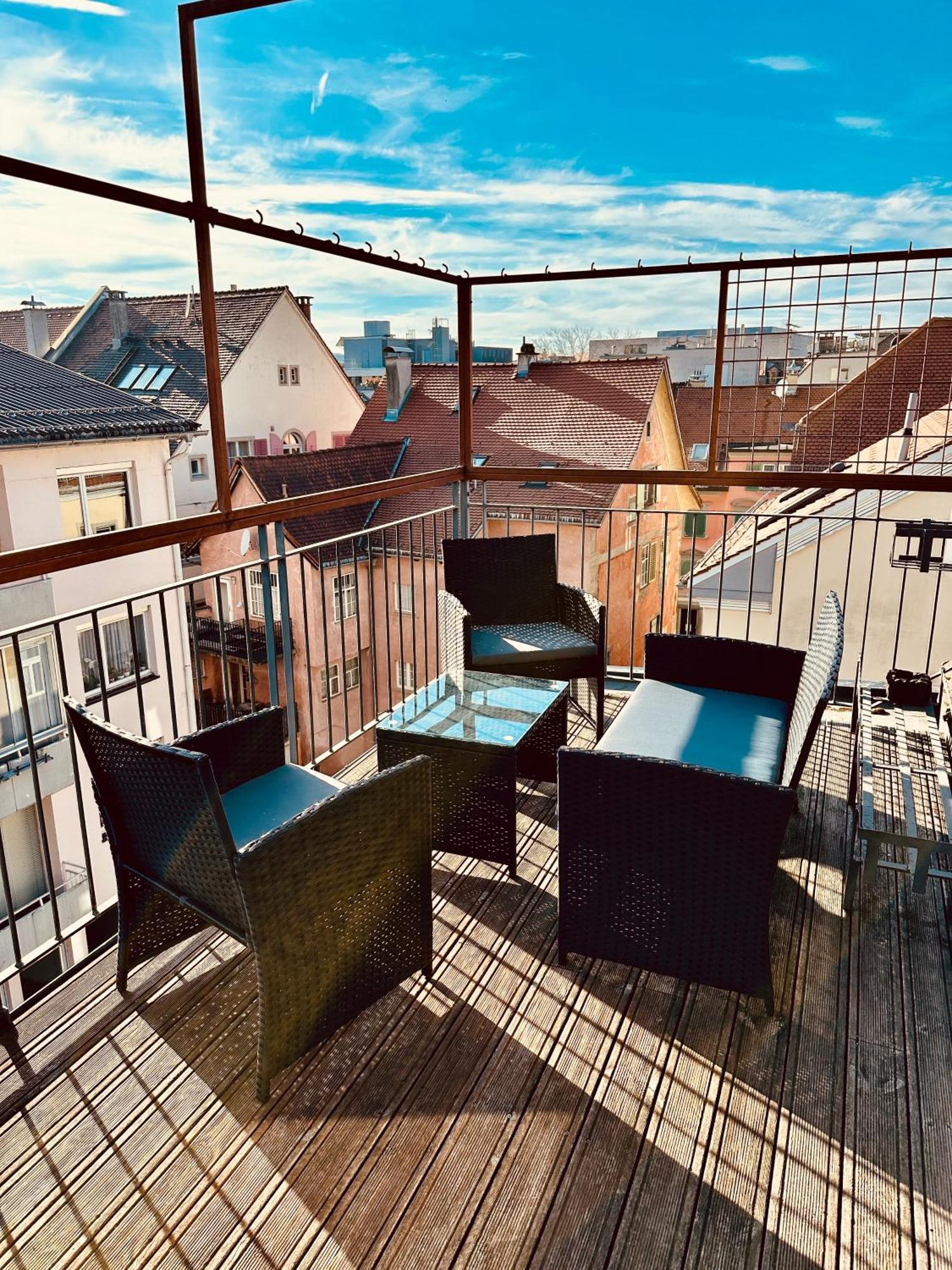 Zentrale Wohnung Mit Dachterasse Брегенц Екстериор снимка
